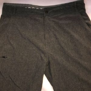 ABBOT MAIN Mens shorts size 36